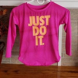 Girls Nike Tee